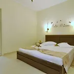 Golden Fox And شقة