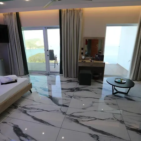 Golden Fox And Апартаменты *